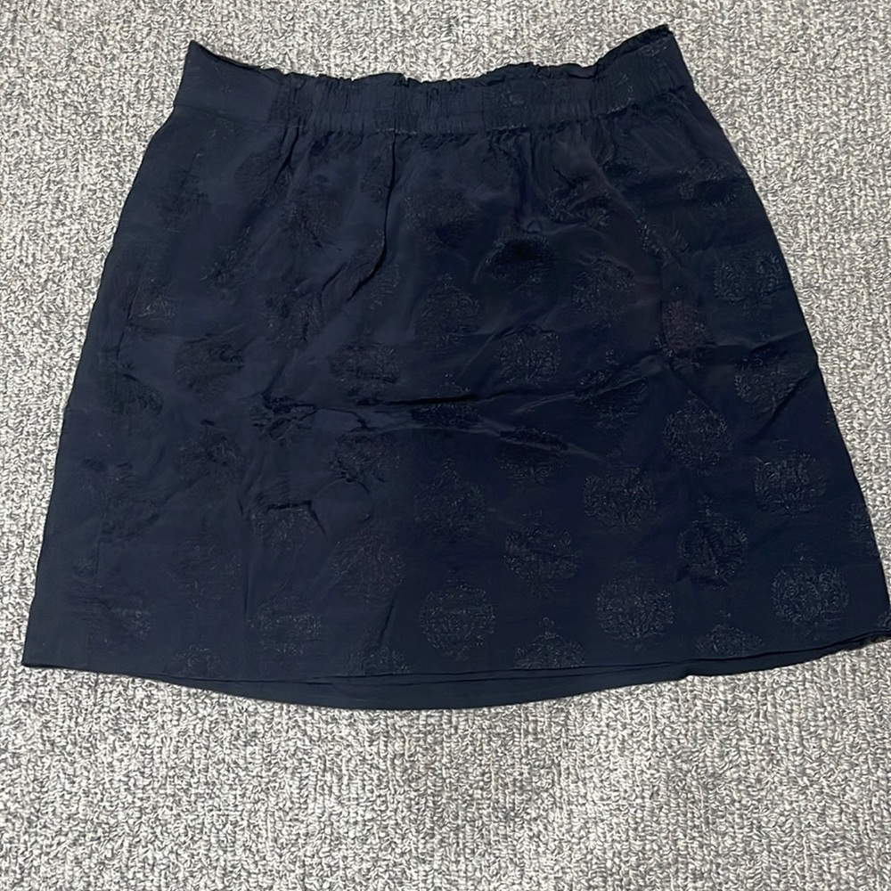 Loft elastic waist band skirt